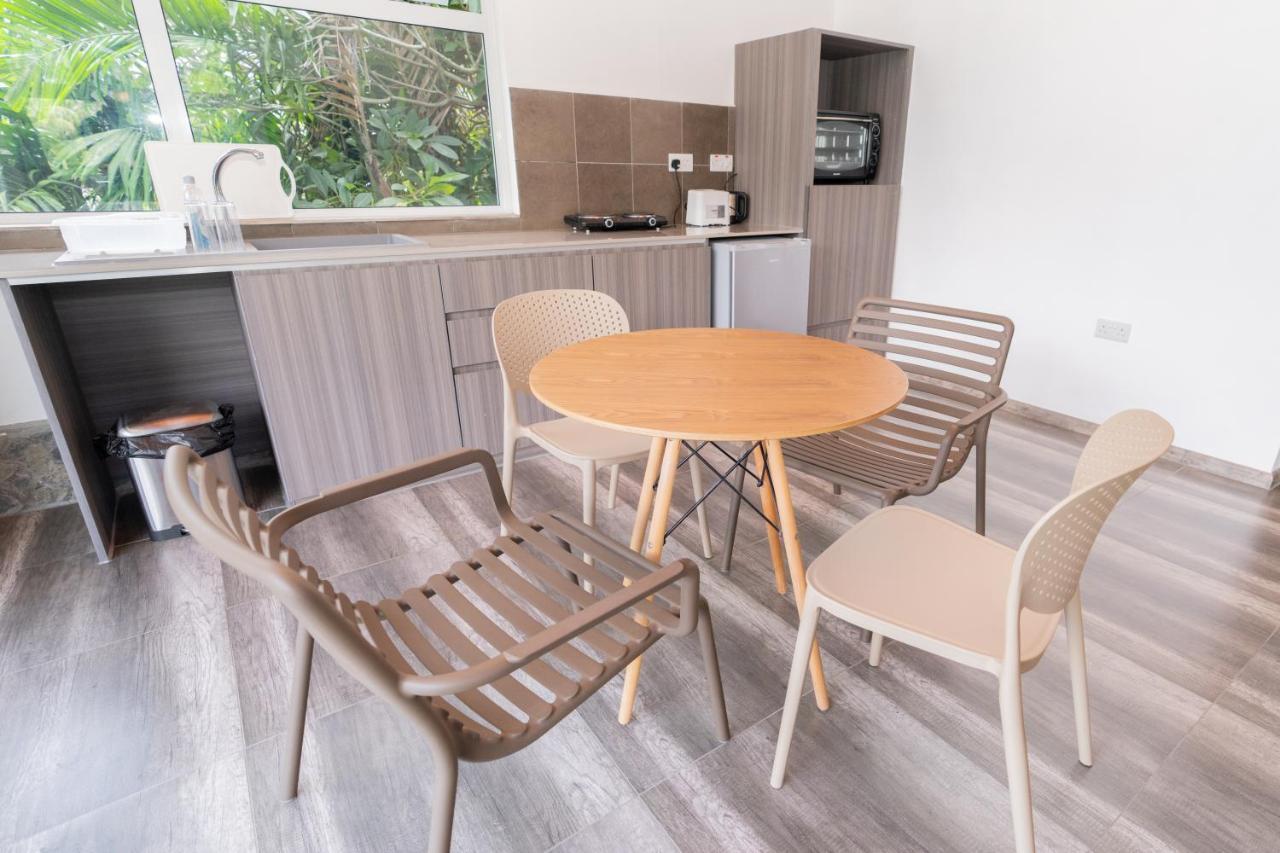 Romance Bungalows Beau Vallon  Εξωτερικό φωτογραφία